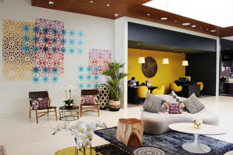 Hyatt Place Wasl District होटल
